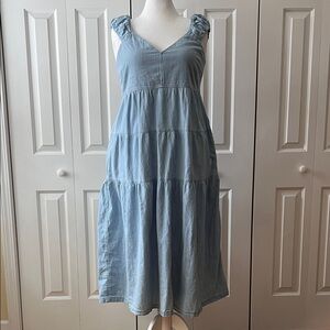 Old Navy Light Blue chambray Sleeveless Tiered Midi Dress